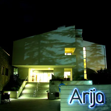 מלון Arija - 3*